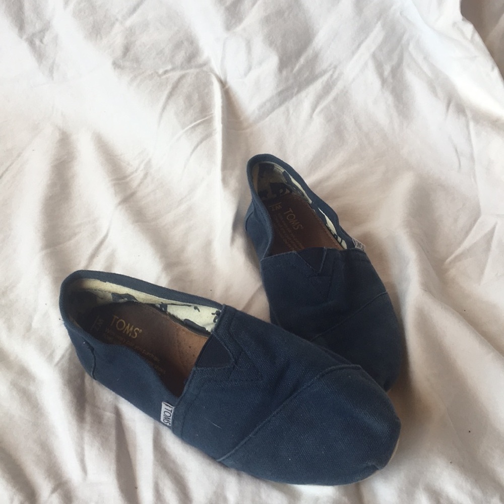 Toms shoes